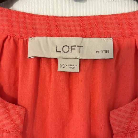 Pretty coral loft dress in petite XS. Only worn once - Picture 6 of 6